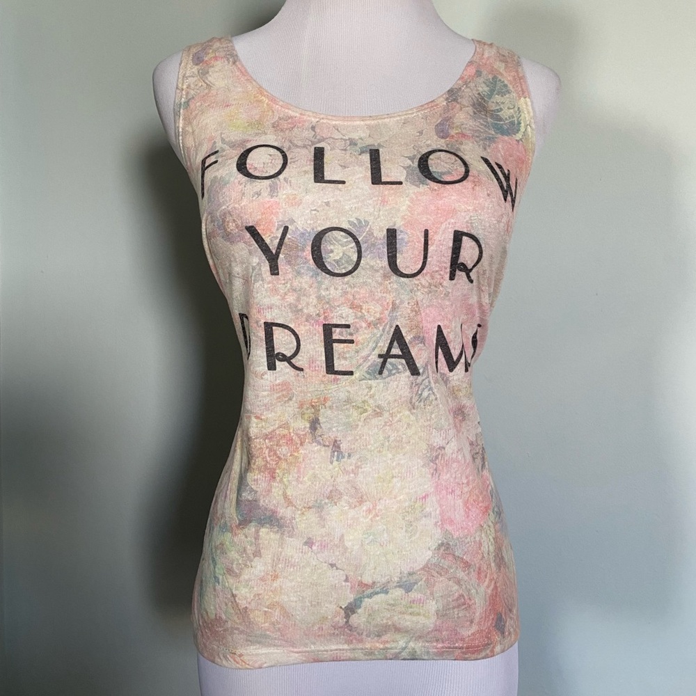Follow your dreams Sleeveless Shirt